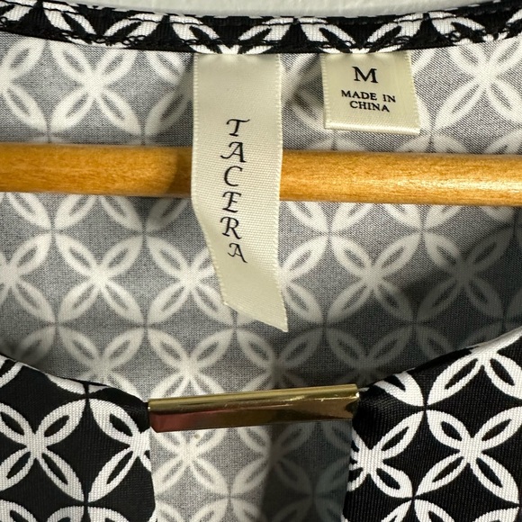 Women’s size Medium Tacera Stylish Black and White Geometric Dress new 44B5 - Picture 4 of 11